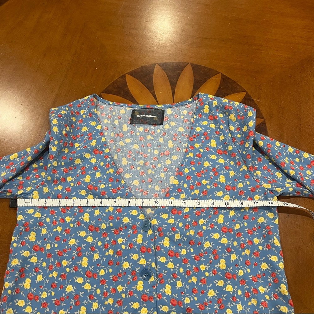 Reformation Arabella PJ Top Button Front Blouse Blue Floral Print Small Deep Vee - Picture 13 of 16